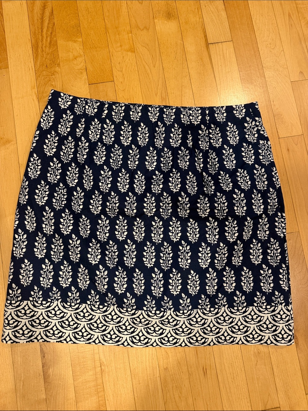 Talbots Navy and White Printed Pencil Skirt